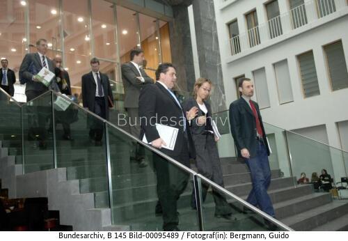 BM Gabriel in der Bundespressekonferenz