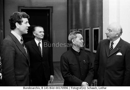 Chinesischer stellvertretender Ministerpräsident Fang Yi in Bonn 1978