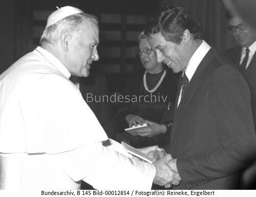 Papst Johannes Paul II. mit StS Bölling im Vatikan 1979