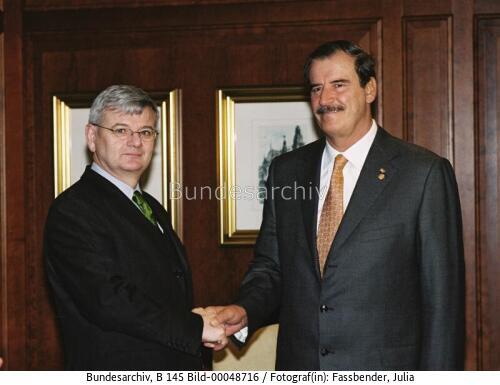 Mexikanischer Präsident Fox Quesada in Berlin 2003