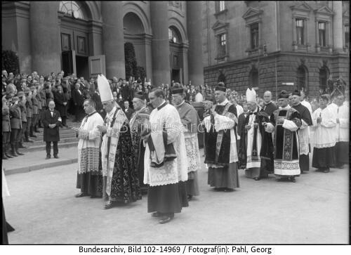 Berlin, Beisetzung Bischof Schreiber