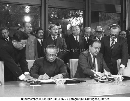 Chinesischer Ministerpräsident Hua in Bonn 1979