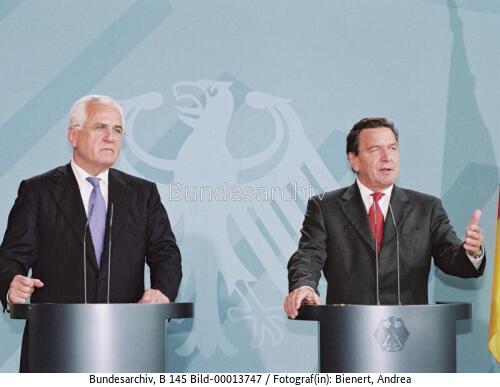 Bundeskanzler Schröder und Peter Hartz