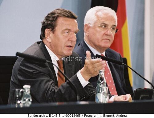 Bundeskanzler Schröder und Peter Hartz