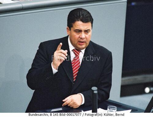Bundestagssitzung zur Bildung 2002 / Rede MP Gabriel