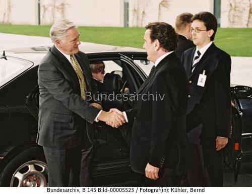 Litauischer Präsident Adamkus in Berlin 2002