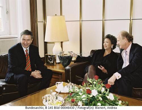 Kanadische Generalgouverneurin Clarkson in Berlin 2001