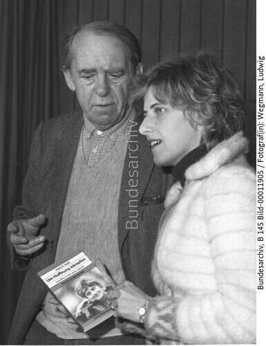 Petra Kelly stellt ihr Buch vor 1984
