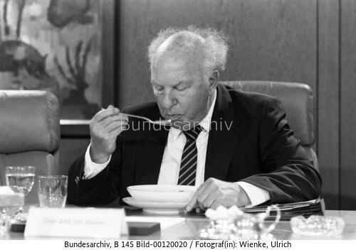 Regierungssprecher Becker 1981