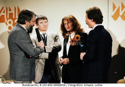 Fraktionsvorsitzender der Grünen Schily und Grünen-Parteisprecherin Maren-Grisebach 1983