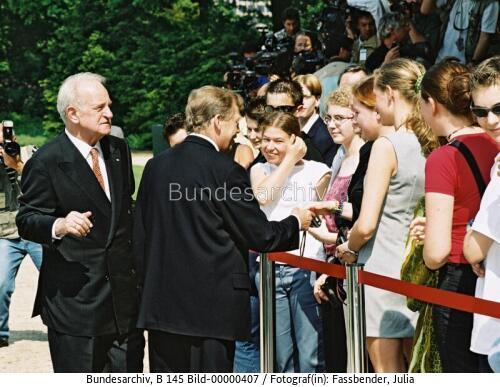 Tschechische Präsident Havel in Berlin 2000