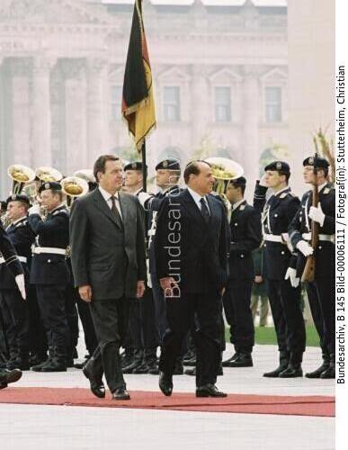 Italienischer Ministerpräsident Berlusconi in Berlin 2001