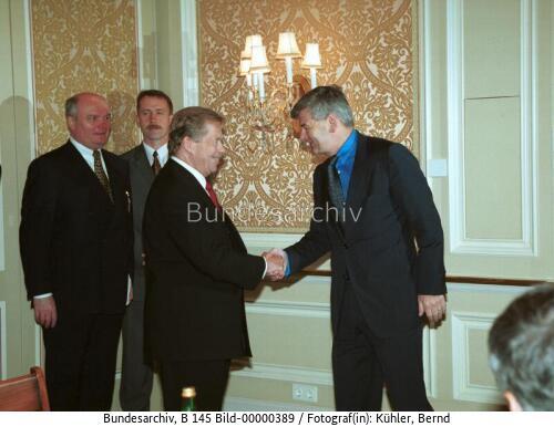 Tschechischer Präsident Havel in Berlin 2000