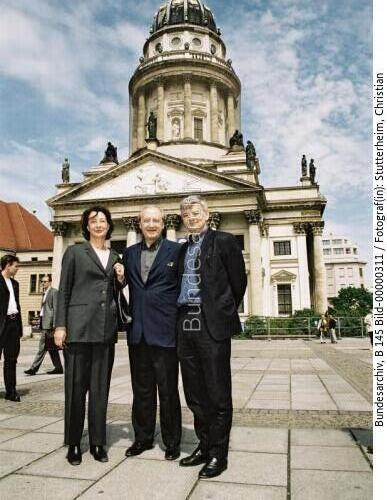 Französischer Außenminister Védrine in Berlin 2000