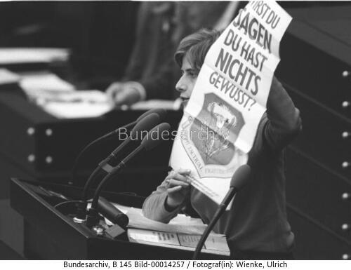 Bundestagssitzung 1983 / NATO-Doppelbeschluss / Rede MdB Kelly