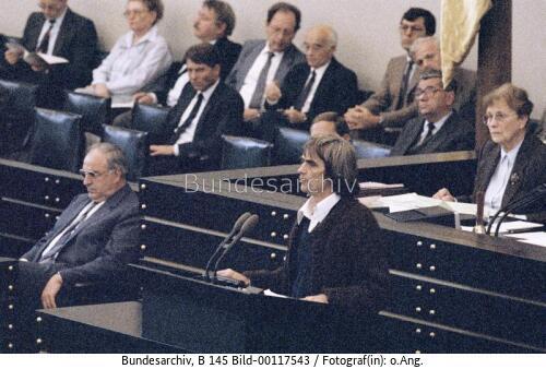 Bundestagssitzung 1985 / Lage und Forderungen der Sinti und Roma / Rede MdB Ströbele