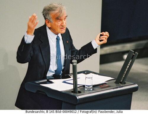 Gedenkstunde für die Opfer des Nationalsozialismus 2000 / Rede Wiesel