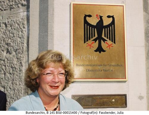 BM Andrea Fischer: Einzug in das neue Dienstgebäude des BMG Berlin 1999