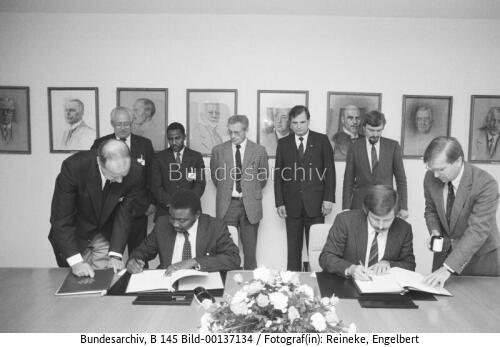 Deutsch-nigerisches Abkommen über finanzielle Zusammenarbeit in Bonn 1985