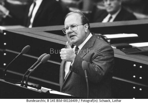Bundestagssitzung 1984 / Lesung zum Bundeshaushaltsplan 1985 / BM Bangemann