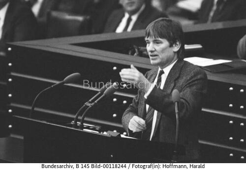 Bundestagssitzung 1984 / Amnestiedebatte über Parteispenden / MdB Schily