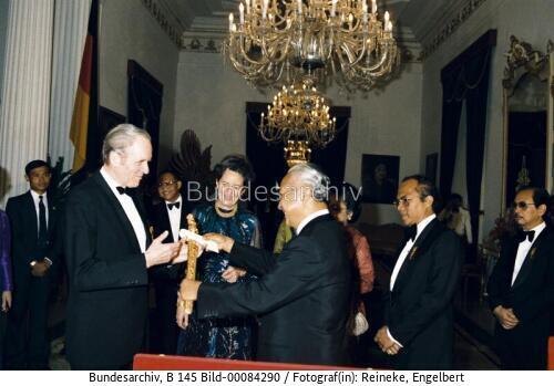 Bundespräsident Carstens in Indonesien 1984 / Asienreise