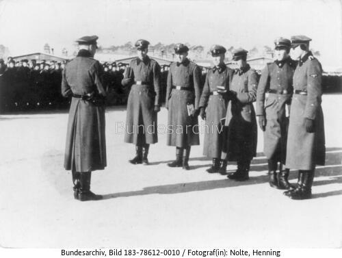 KZ Sachsenhausen, SS-Führer bei Zählappell