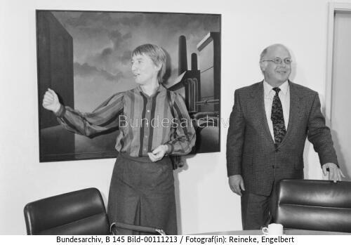 DDR-Sozialministerin Hildebrandt in Bonn 1990