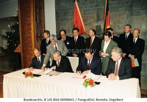 Deutsch-albanisches Abkommen über finanzielle Zusammenarbeit in Bonn 1995