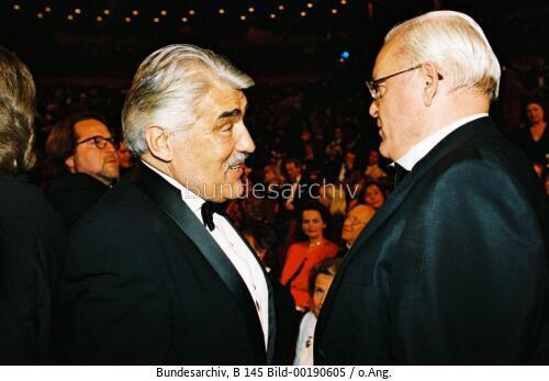 Bundespräsident Herzog und Schauspieler Adorf 1995