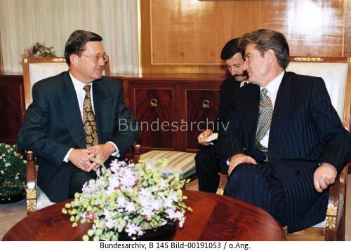 BM Spranger in Albanien 1995