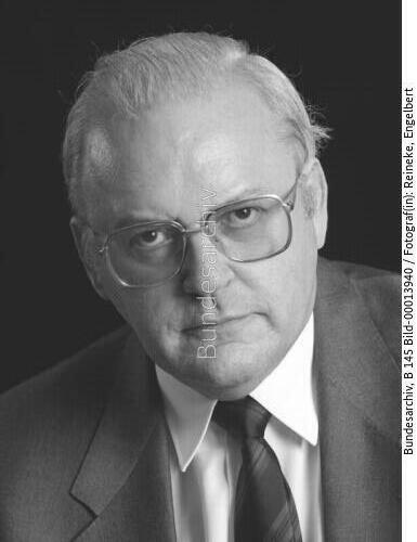 Roman Herzog, Präsident des Bundesverfassungsgerichts / Offizielles Porträt 1987