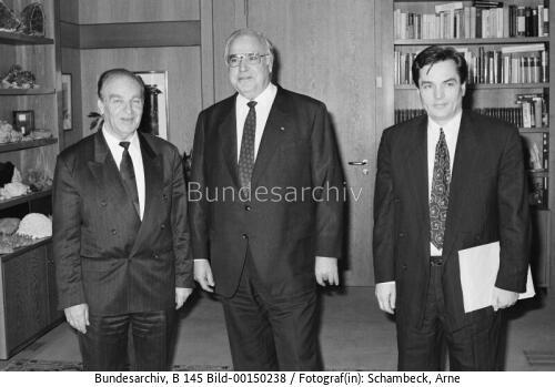 Bosnien-Herzegowinas Präsident Izetbegovic in Bonn 1991