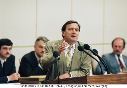 Staatsvertrag mit der DDR 1990 / MP Schröder im Bundesrat