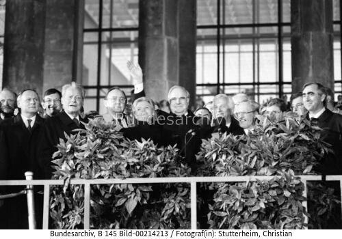 Wiedervereinigungsfeier zwischen BRD und DDR 1990