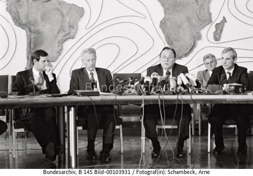 "2+4"-Verhandlungen 1990 / Abschlusspressekonferenz