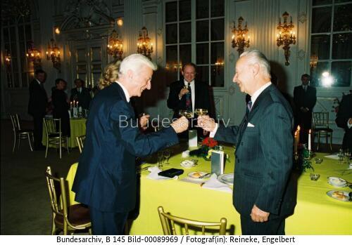 Bundespräsident von Weizsäcker in der Tschechischen und Slowakischen Föderativen Republik (CSFR) 1991