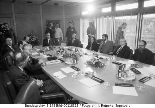 DDR-Minister in Bonn 1990