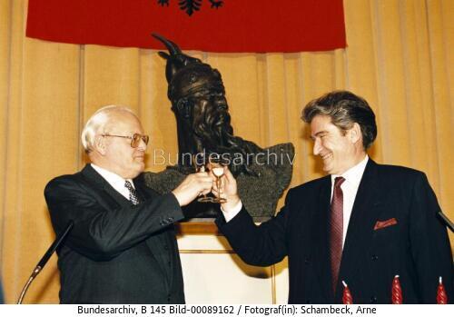 Bundespräsident Herzog in Albanien 1995