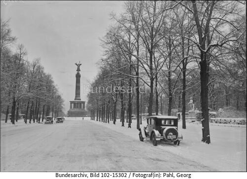 Berlin, Siegesallee im Schnee