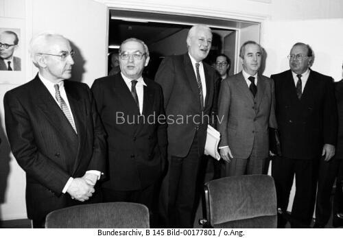 Erste Sitzung des deutsch-französischen Finanz- und Wirtschaftsrates in Bonn 1988
