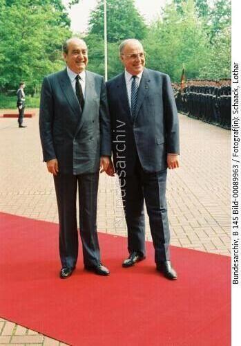 Griechischer Ministerpräsident Mitsotakis in Bonn 1990