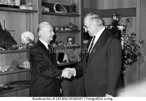 Präsident der tschechoslowakischen Föderalversammlung Dubcek in Bonn 1991