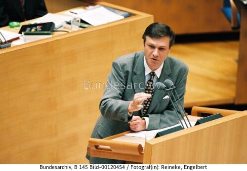 Bundestagssitzung 1995 / 5 Jahre Deutsche Einheit / MdB Gerhardt