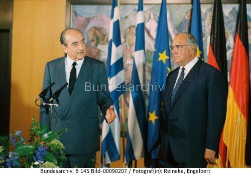 Griechischer Ministerpräsident Mitsotakis in Bonn 1990