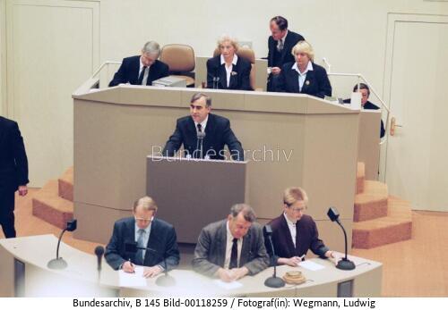 BM Theo Waigel 1990