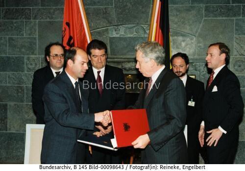 Deutsch-albanisches Abkommen über kulturelle Zusammenarbeit in Bonn 1995