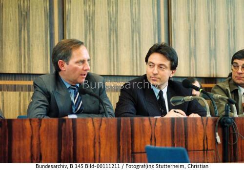 DDR-Innenminister Diestel in Bonn 1990