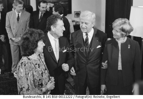 Ehepaare von Weizsäcker und Walter 1990