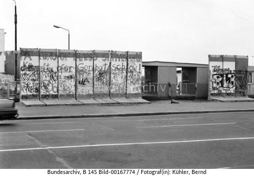 Berlin 1992 / Mauer-Reste